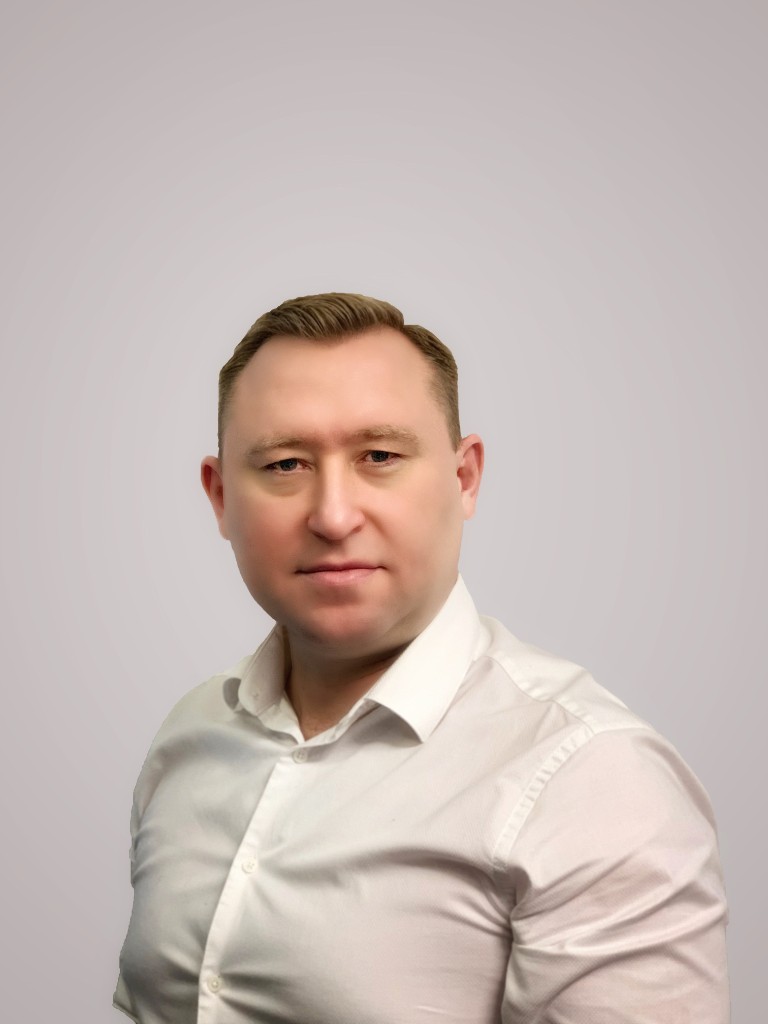 Александр Гуторов